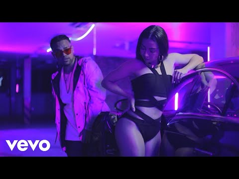 Ugo Angelito - En Mi Cama - Video Official