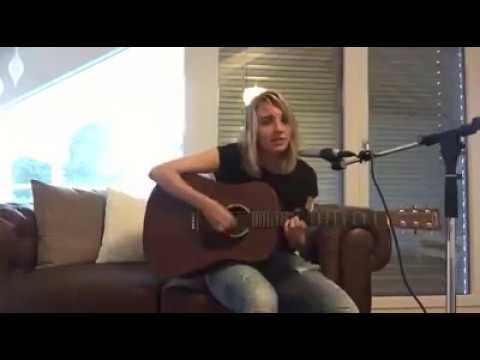 ex's and oh's by Elle King guitar cover Annina Freidl