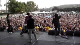 Gym Class Heroes - "Shoot Down The Stars" (Bamboozle Left 2006)