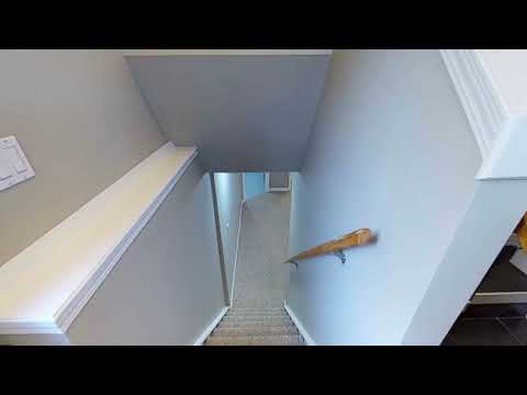 272 Deer Run Cres SE