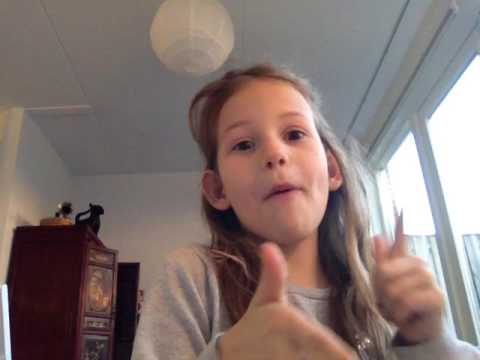 Iris sings: oma die vlogt