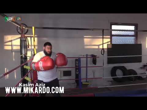 Mikardo Extra Large Boxing Gloves