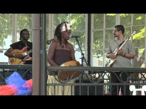 Vimbainashe Zimuto - 1 Hama Shamwari.mp4