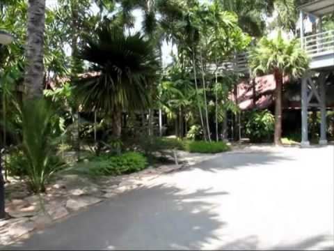 Nong Nooch Tropical Garden in Pattaya - باغ نانگ نوچ در پاتایا