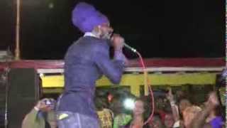 Sizzla: &quot;Good Ways&quot;, Roots Bamboo, Negril, Jamaica, 2014