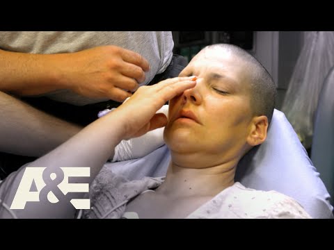Nightwatch: EMTs Treat 38-Yr-Old Mother with History of Brain Blood Clots That Fainted | A&E