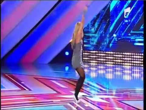 Princess Sori, și dacă STINGI LUMINA tot o să te vedem! Mai rău, o să te auzim! Data viitoare, ia chiloții cu elice!