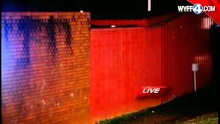 Deputies search for two escaped inmates