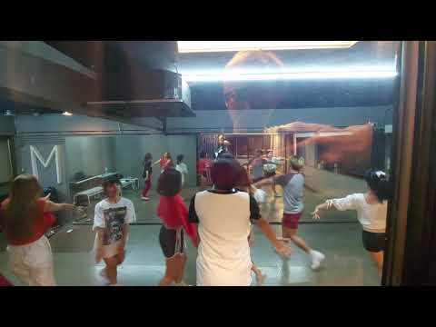 Twistie Cover Twice - feel special : ห้องซ้อม