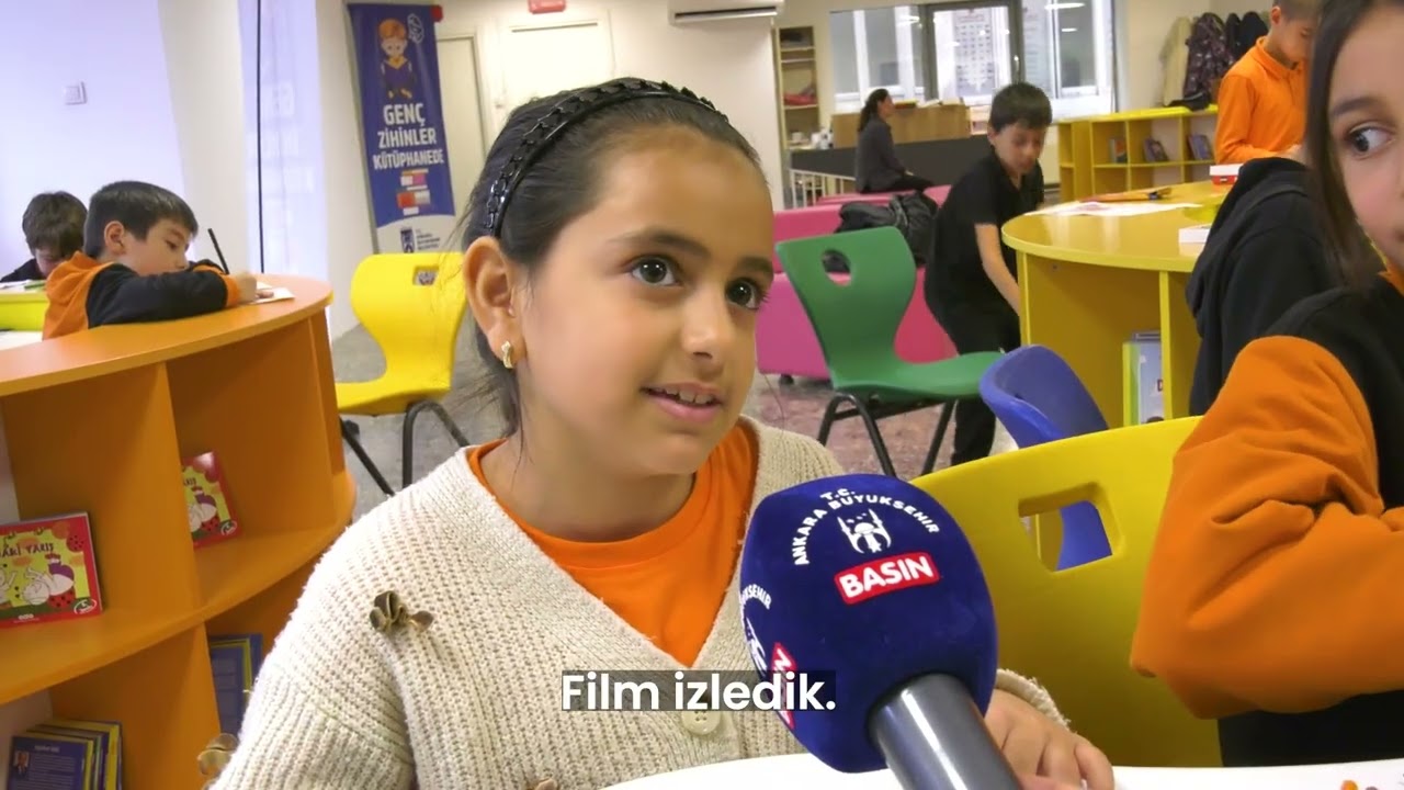100. YIL GENÇLİK KÜTÜPHANESİ MİNİK OKURLARI AĞIRLIYOR