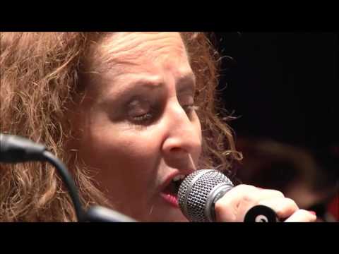 I will follow him played by Prekmurska godba Bakovci & Tjaša Cigut, Dorina Gujt, Manja Kuzma