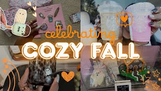 Fall Vibes & Starbucks: The Perfect Cozy Match
