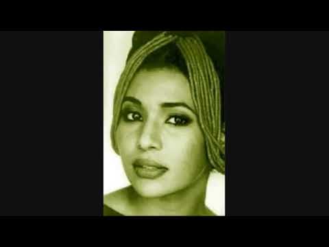 Koffi Olomidé & Nayanka Bell   Je T'aime moi non plus