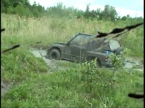 Offroad compilation Chevrolet Tracker trail & swamp - compilation de bouette Video