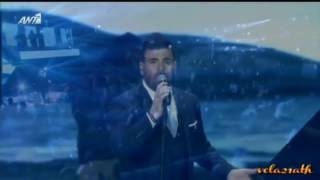 Παντελής Παντελίδης ~ Λιώμα σε γκρεμό - Στο φανάρι (Fantasia Live Πρωτοχρονιά 2016)