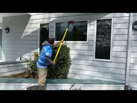 Window washing in Lexington, MA