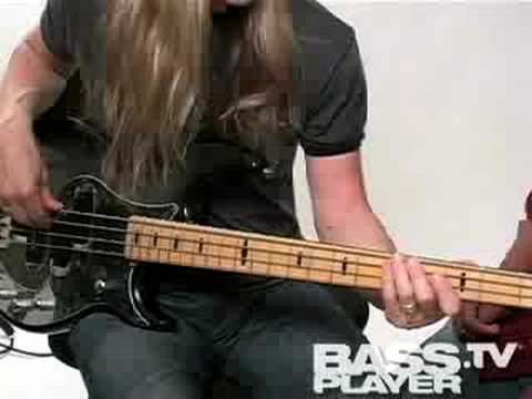 Megadeth's Lomenzo plays Wilbur Bascomb!