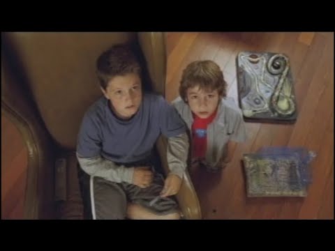 映画「ザスーラ」 (2005) 日本版劇場公開予告編 Zathura A Space Adventure Japanese Theatrical Trailer