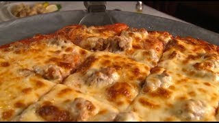 Chicago's Best Thin Crust: Pat's Pizza