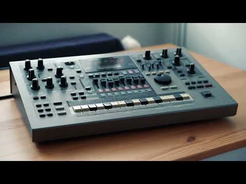 Roland MC-505