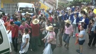 preview picture of video 'Pendón guadalupano 2013 Tierra Colorada Gro'