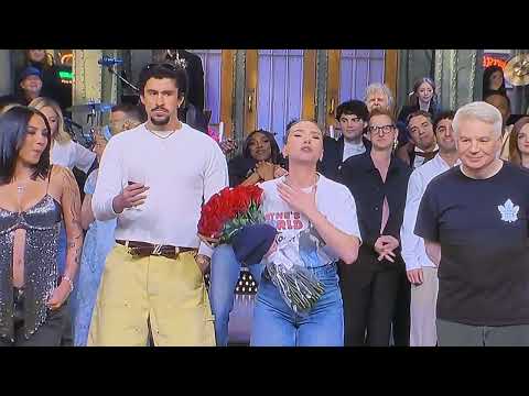 SCARLETT JOHANSSON - BAD BUNNY - MIKE MYERS - SNL - SNL GOODNIGHTS - SNL 50