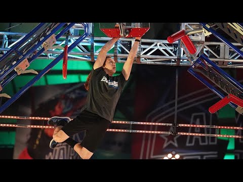 Elijah Browning Breaks Through The American Ninja Warrior 13 Qualifiers