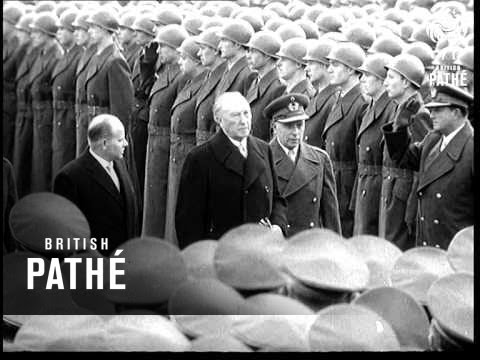 Parade der neuen deutschen Armee (1956)