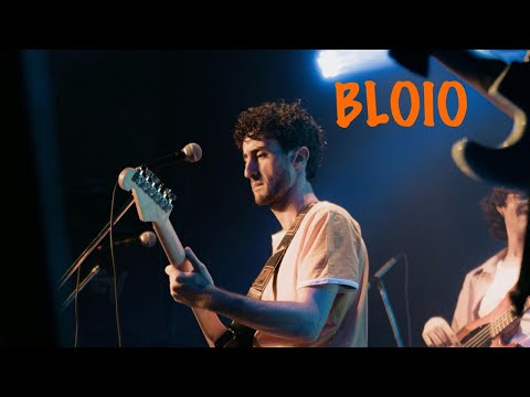 Só - Bloio (en Vivo)