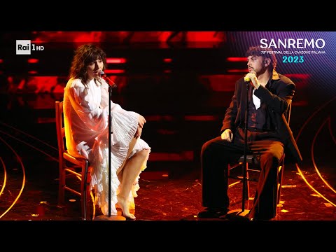 Sanremo 2023 - Madame con Izi canta 'Via del campo'