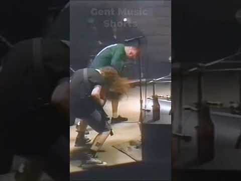 Thumbnail for Pantera Live Rehearsal (1994) #shorts #metal #rockmusic by Pantera