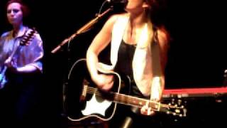 KT Tunstall - False Alarm