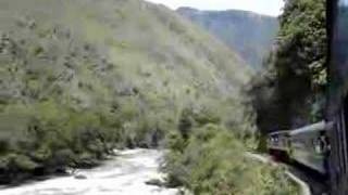 preview picture of video 'Ferrocarril Cuzco- Machu- Picchu. Peru'