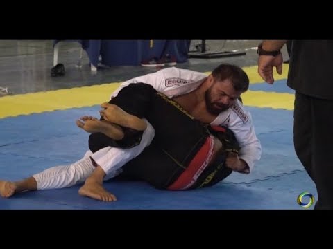 1ª copa Minas de Jiu-Jitsu tem a participação de mais de 200 atletas