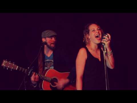 download lagu mp3 mp4 Feest Achtergrond, download lagu Feest Achtergrond gratis, unduh video klip Feest Achtergrond