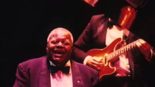 Oscar Peterson - Lady is a Tramp