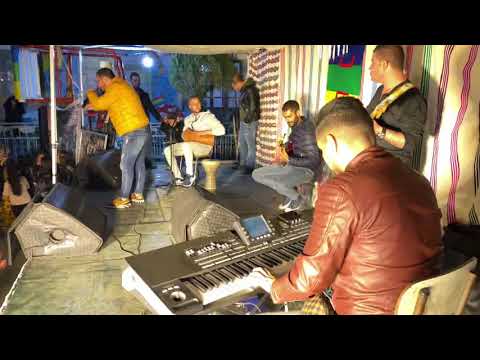 BOUBEKEUR « YA MAMI » Live ( Vidéo Officiel )