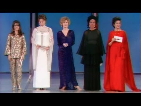 download lagu mp3 mp4 Oscar Oliver, download lagu Oscar Oliver gratis, unduh video klip Oscar Oliver