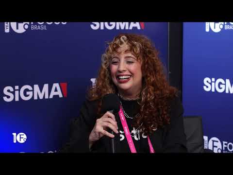 Muriel Le Senechal, Fast Track: “AI allows teams to focus more on strategy, creativity and loyalty, rather than just execution.”