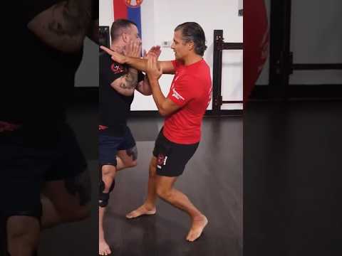 Sneaky Wing Chun Footwork #martialarts #mma #wingtsun