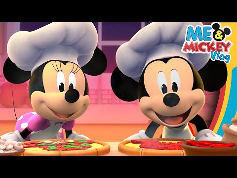 Mickey Mouse and Minnie Mouse Make Pizzas! 🍕 | Me & Mickey | Vlog 64 |  @disneyjunior ​
