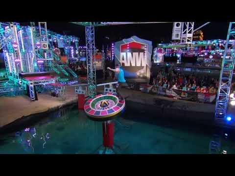 Mike Silenzi's Shocking Stage 1 Fail - American Ninja Warrior 2023