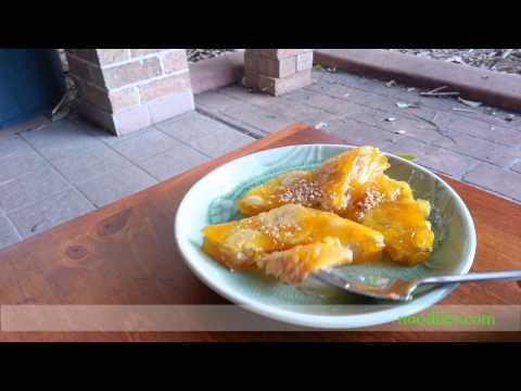 Vietnamese Dessert Banh Chuoi Recipe (Banana Cake) - noodlies Sydney food blog