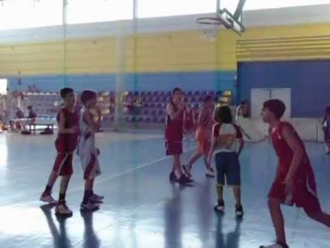 C.B.Armilla-Final 3x3 Churriana 2012-Canasta de Alberto Hita(no se lo cree ni el)