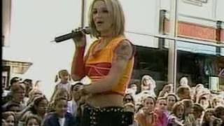 Britney Spears - Lucky (live Today Show)
