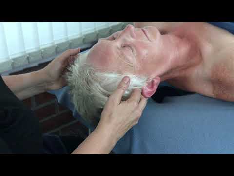 Scalp Massage | Therapeutic Hair Pulling | 5 Minute Class