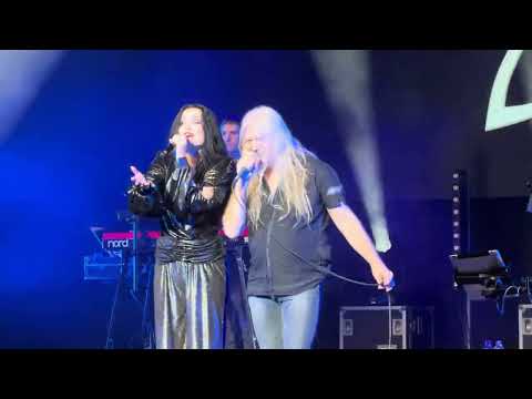 Tarja - Wishmaster (with Marko Hietala) @ Coliseu dos Recreios (Lisbon, Portugal)