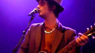 Peter Doherty - Dilly Boys (live)