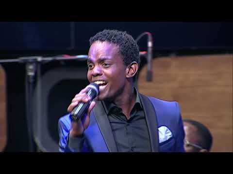 Zimbo's show with Kueno Aionda, part 1.