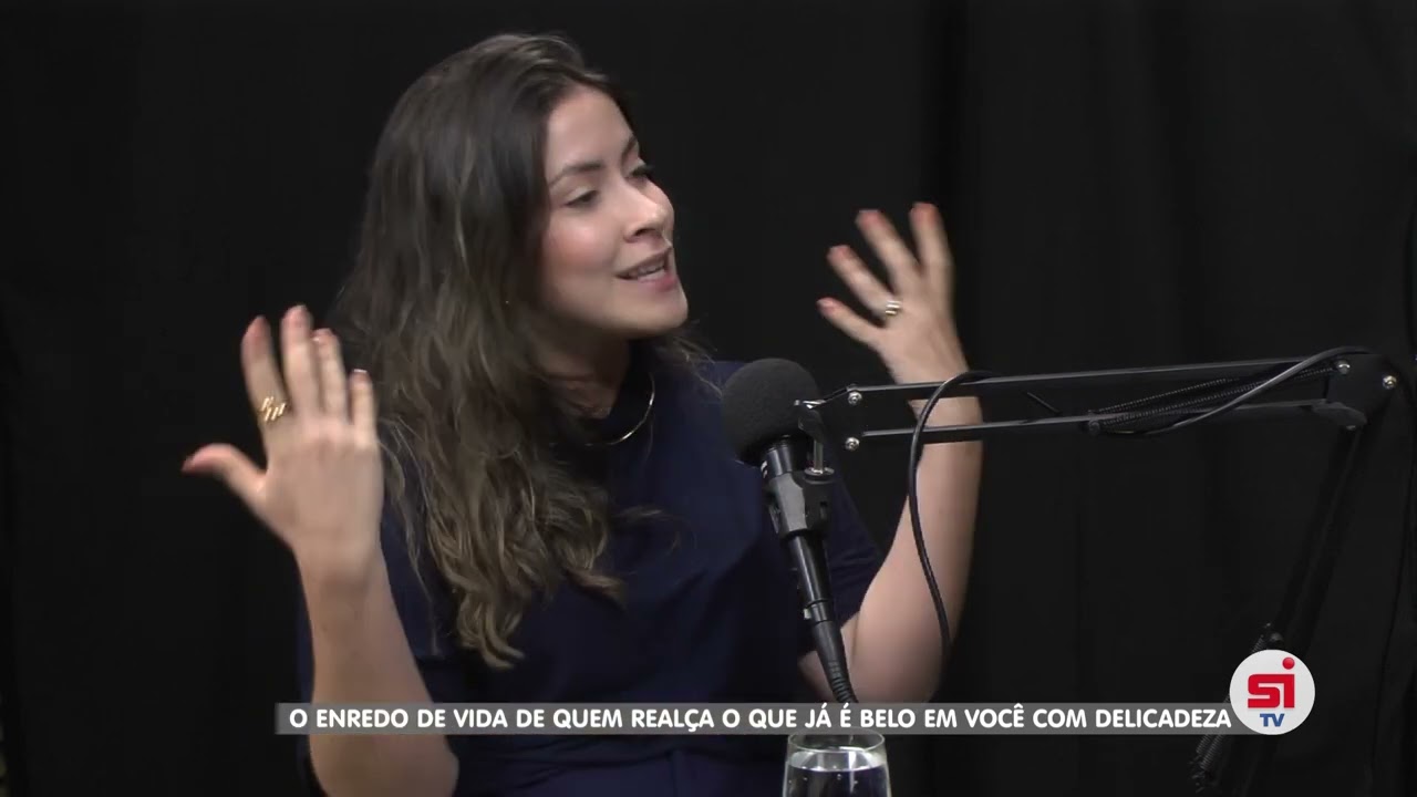 DRA. KARLA ANDRADE - O ENREDO DE VIDA DE QUEM REALÇA O QUE JÁ É BELO EM VOCÊ COM DELICADEZA